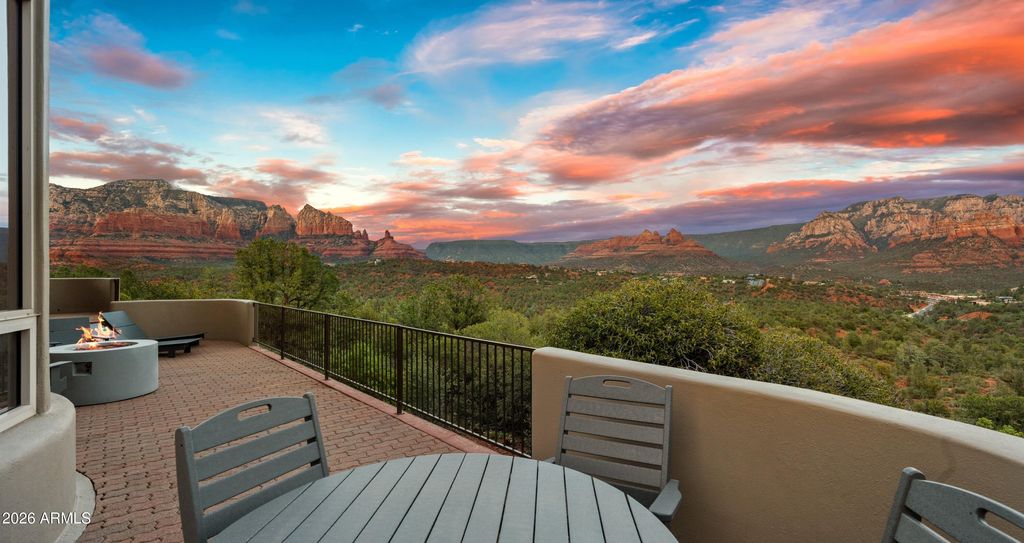 Image 20 of property listing at 215 CALLE FRANCESCA --, Sedona, AZ 86336