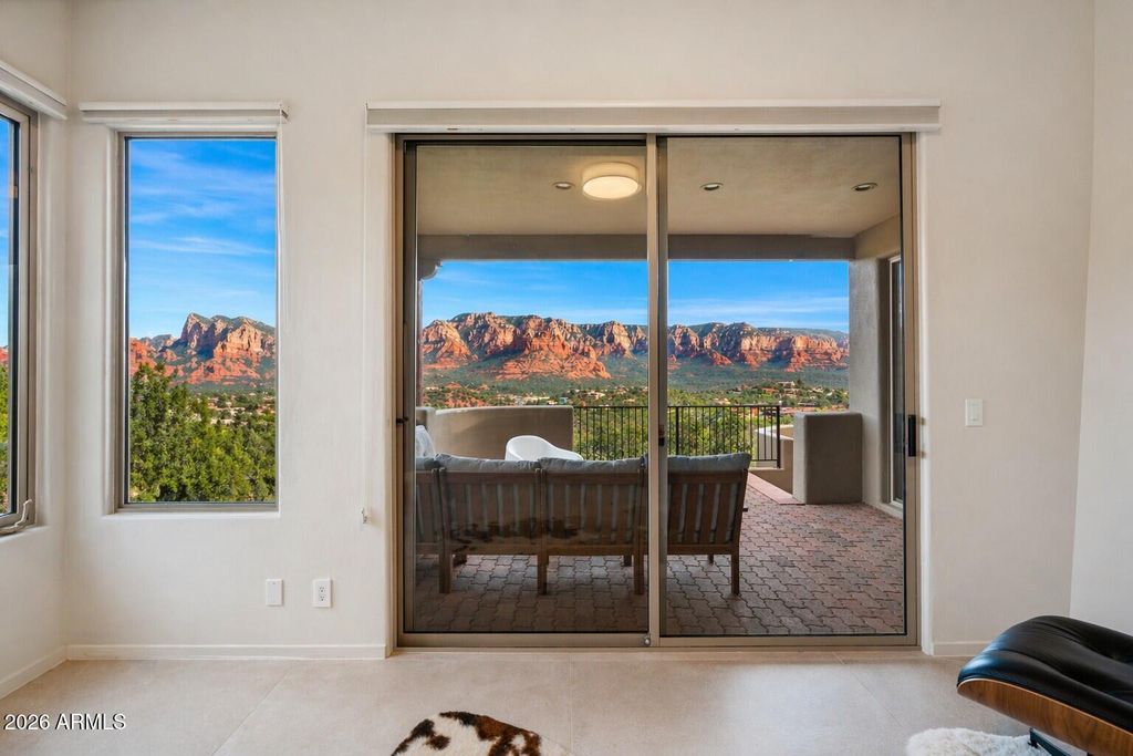 Image 24 of property listing at 215 CALLE FRANCESCA --, Sedona, AZ 86336