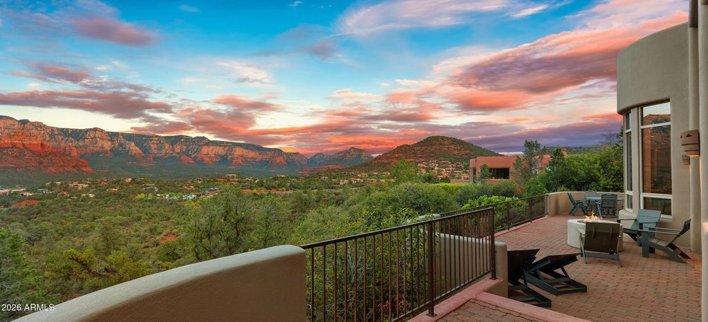 Image 27 of property listing at 215 CALLE FRANCESCA --, Sedona, AZ 86336