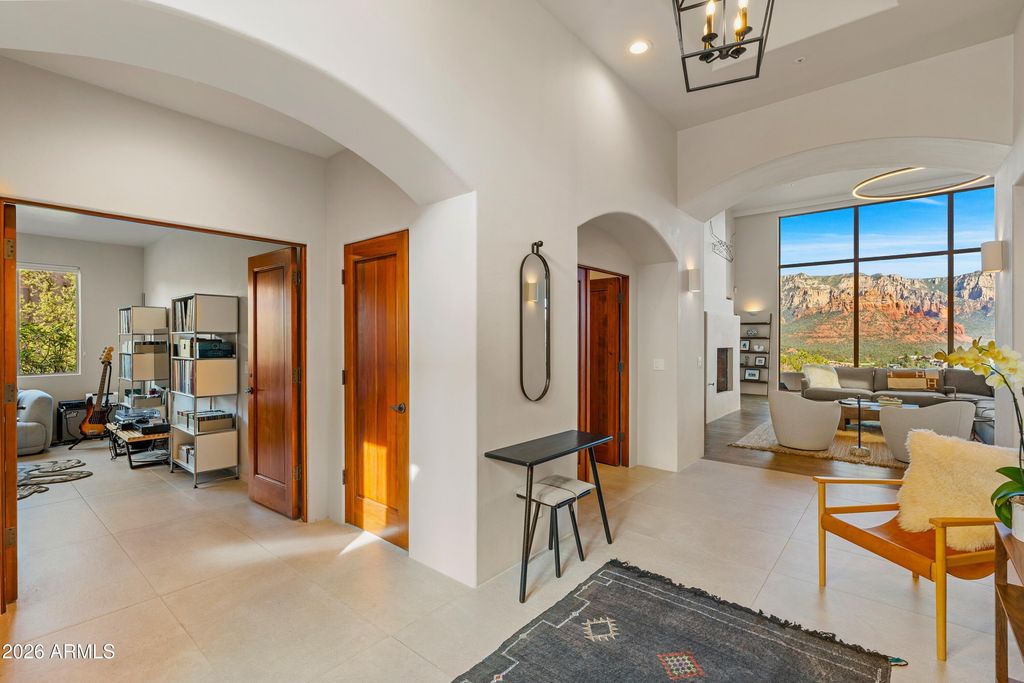 Image 35 of property listing at 215 CALLE FRANCESCA --, Sedona, AZ 86336
