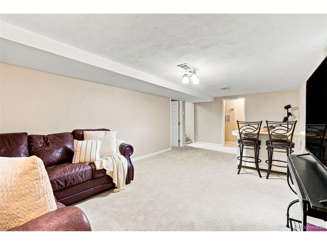 632 N Ogden St, Denver, CO 80218