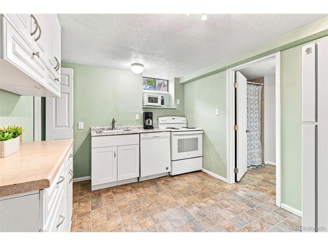 632 N Ogden St, Denver, CO 80218