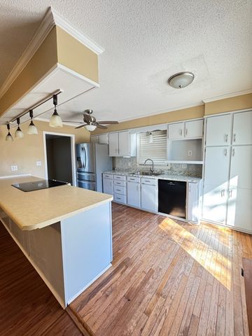 1103 Manly Street, Dalton, GA 30720