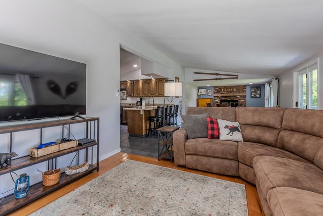 3319 East Hill Road, Andover, VT 05149