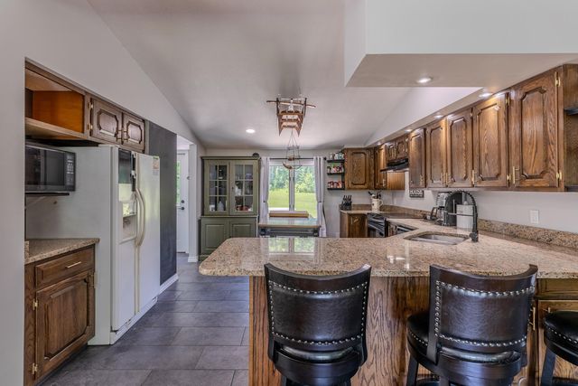3319 East Hill Road, Andover, VT 05149