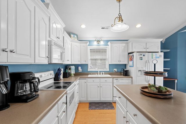6001 8029 South Kings Hwy., Myrtle Beach, SC 29575