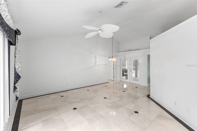 1404 OXFORDSHIRE COURT, Brandon, FL 33510