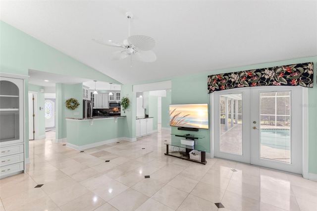 1404 OXFORDSHIRE COURT, Brandon, FL 33510