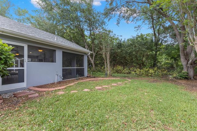 1404 OXFORDSHIRE COURT, Brandon, FL 33510