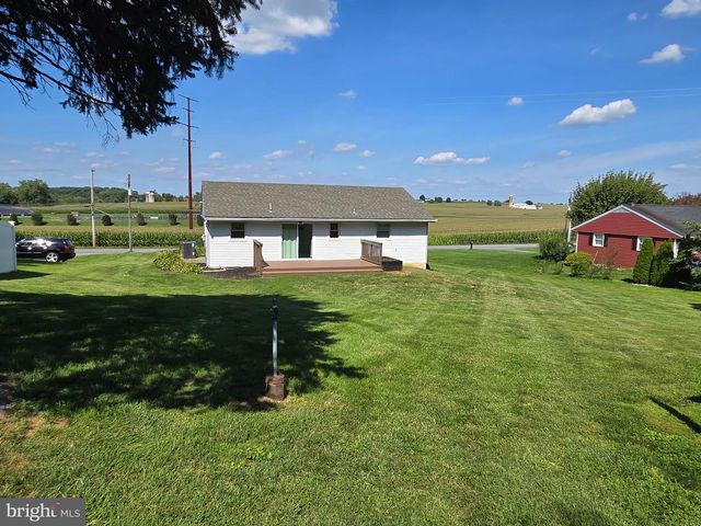 1252 IRON BRIDGE RD, Columbia, PA 17512