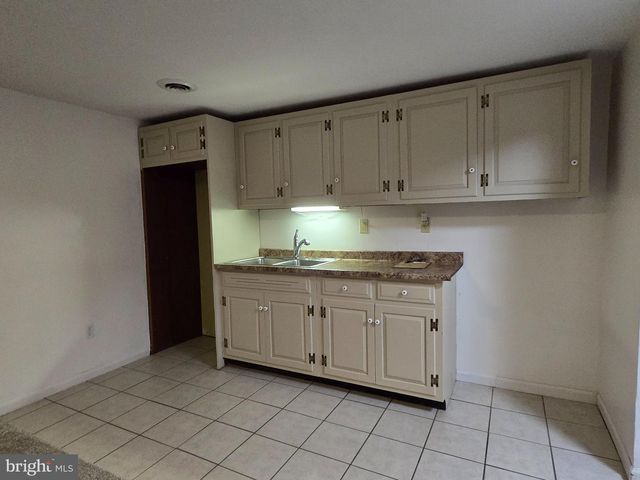 1252 IRON BRIDGE RD, Columbia, PA 17512