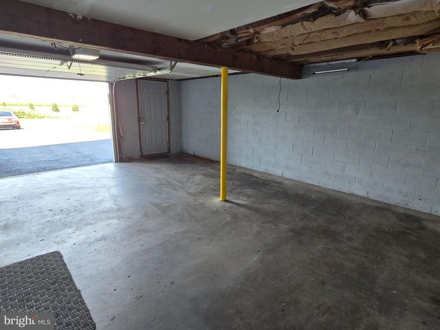 1252 IRON BRIDGE RD, Columbia, PA 17512
