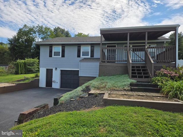 1252 IRON BRIDGE RD, Columbia, PA 17512