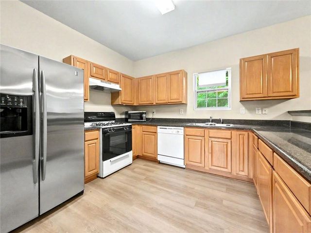 2968 Courtland Oaks Trail SW, Marietta, GA 30060