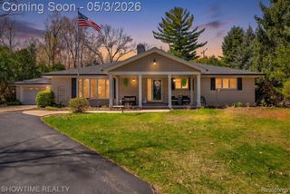 5211 Lakeshore Road, Fort Gratiot Charter Township, MI 48059