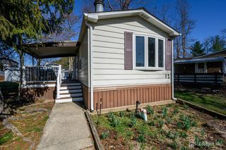 12 Keats Road, North Brunswick, NJ 08902