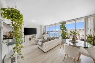 7601 E Treasure Dr 923, North Bay Village, FL 33141