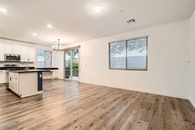 1009 Bluebell Brook Street, Henderson, NV 89052