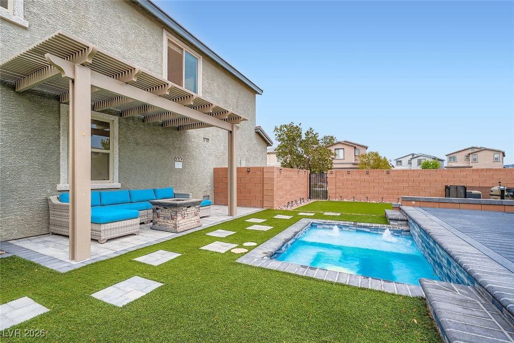 1009 Bluebell Brook Street, Henderson, NV 89052