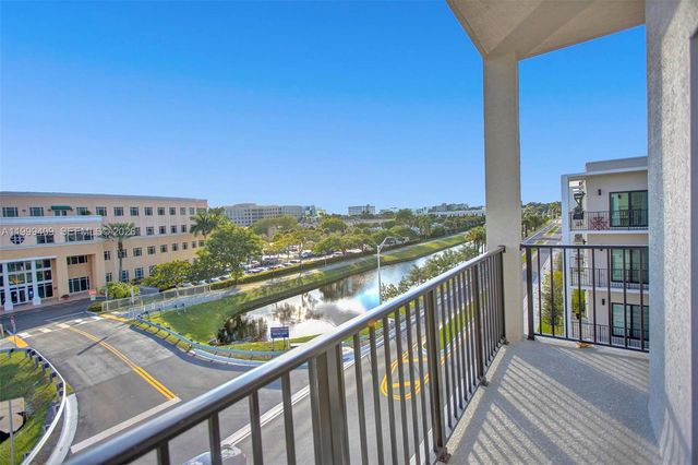8265 NW 41st St C-406, Doral, FL 33166