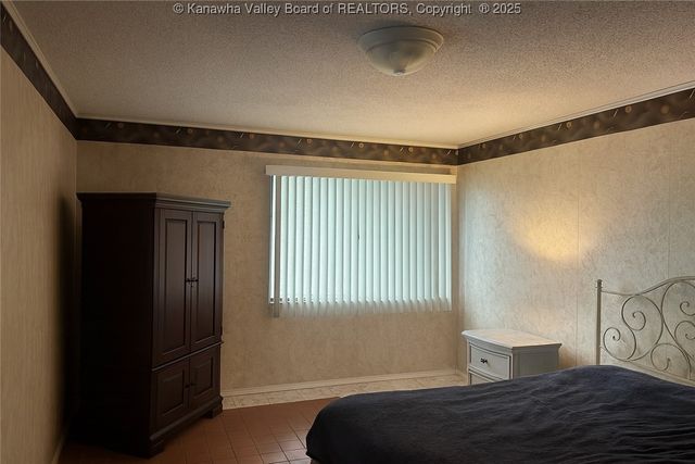 2106 Kanawha Boulevard 503, Charleston, WV 25311