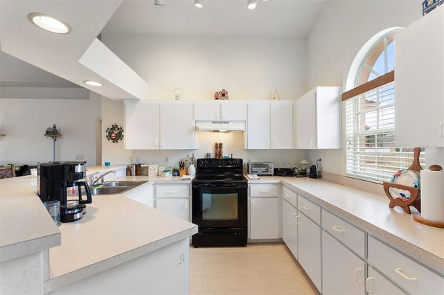 5750 HARBOR ISLE BOULEVARD, Winter Haven, FL 33884