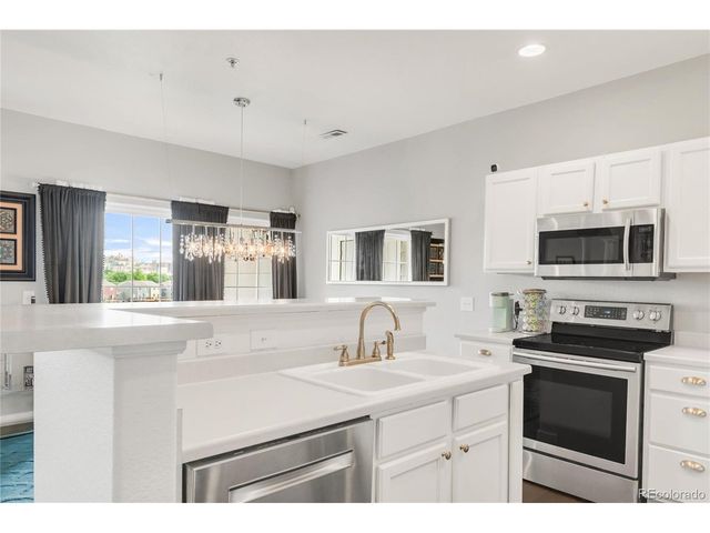 8944 Fox Dr 6-203, Thornton, CO 80260