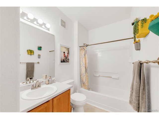 8944 Fox Dr 6-203, Thornton, CO 80260