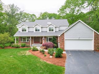 10 Grover Rd, Ashland, MA 01721