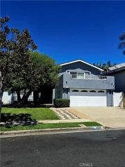4509 Guava, Seal Beach, CA 90740
