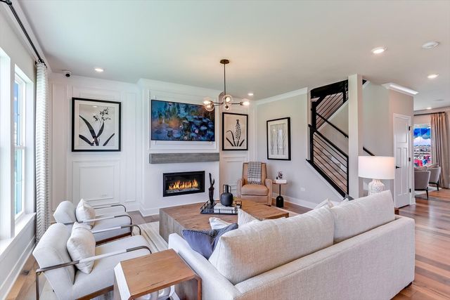 205 Piper Glen Avenue, Oswego, IL 60543