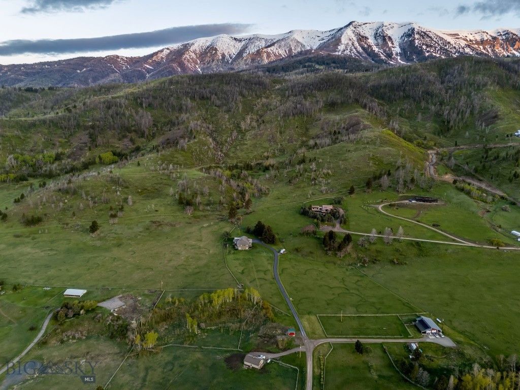 10423 Bridger Canyon Road, Bozeman, MT 59715 photo 3