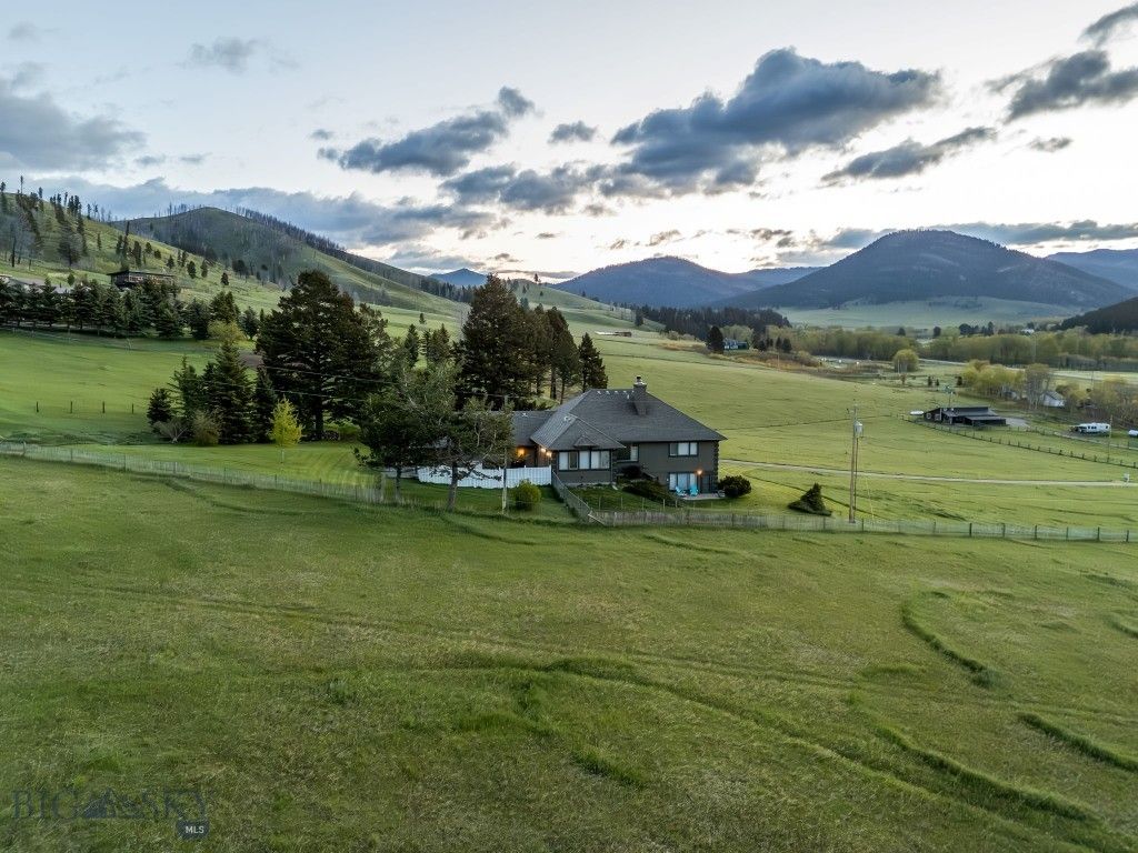 10423 Bridger Canyon Road, Bozeman, MT 59715 photo 40
