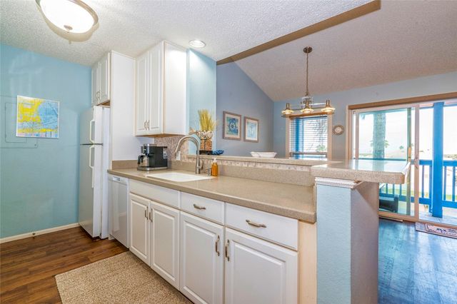 14434 Cabana E 319, Corpus Christi, TX 78418