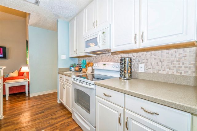 14434 Cabana E 319, Corpus Christi, TX 78418