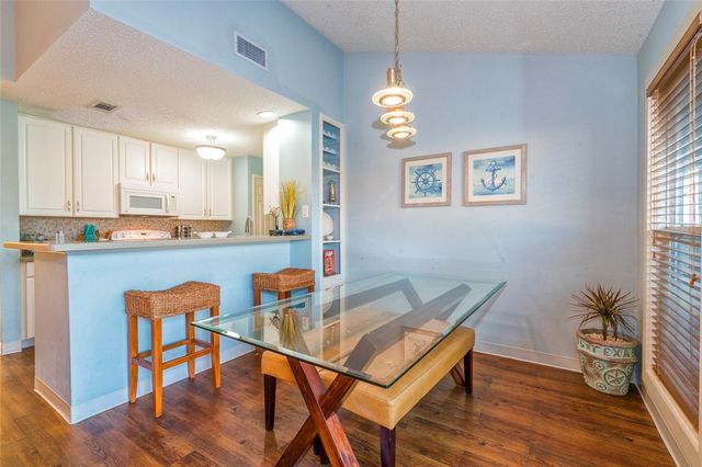 14434 Cabana E 319, Corpus Christi, TX 78418