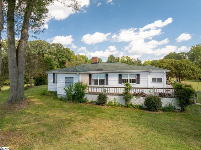 518 Mckittrick Bridge Road, Fountain Inn, SC 29644