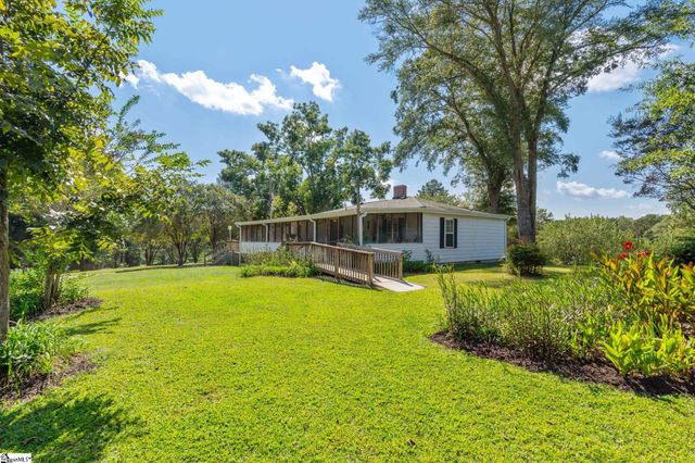 518 Mckittrick Bridge Road, Fountain Inn, SC 29644