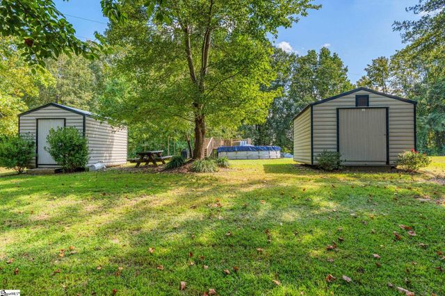 518 Mckittrick Bridge Road, Fountain Inn, SC 29644