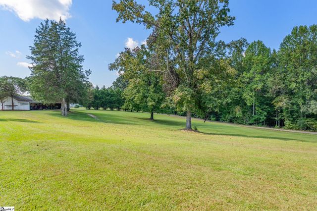518 Mckittrick Bridge Road, Fountain Inn, SC 29644