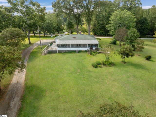518 Mckittrick Bridge Road, Fountain Inn, SC 29644