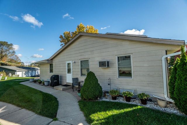 1816 Miller STREET #A, West Bend, WI 53095