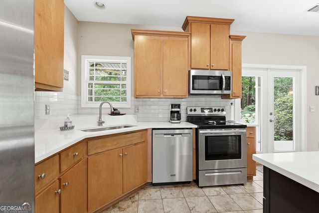 207 Steeplechase, Barnesville, GA 30204