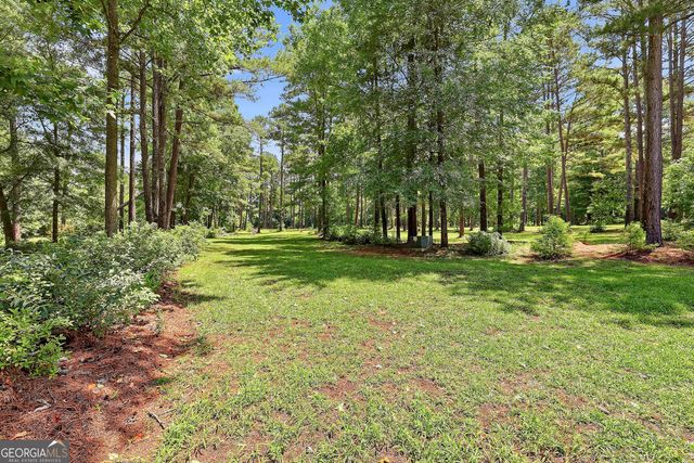 207 Steeplechase, Barnesville, GA 30204
