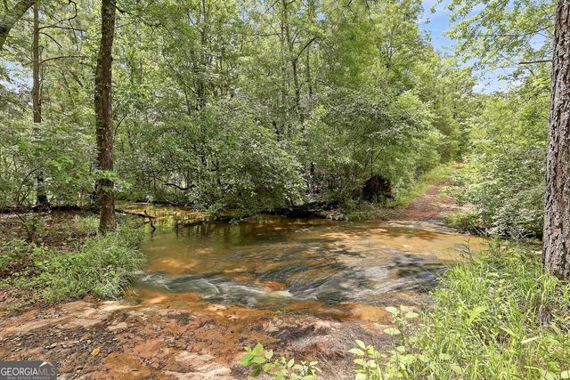 207 Steeplechase, Barnesville, GA 30204