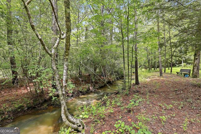 207 Steeplechase, Barnesville, GA 30204