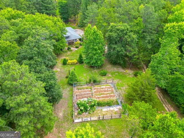 207 Steeplechase, Barnesville, GA 30204