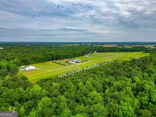 207 Steeplechase, Barnesville, GA 30204