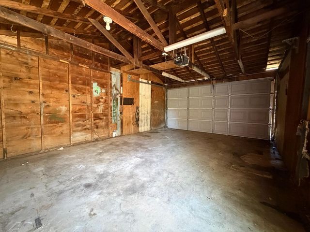 159 W Fir Avenue, Pinedale, CA 93650