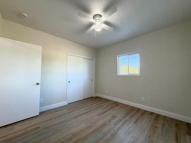 159 W Fir Avenue, Pinedale, CA 93650